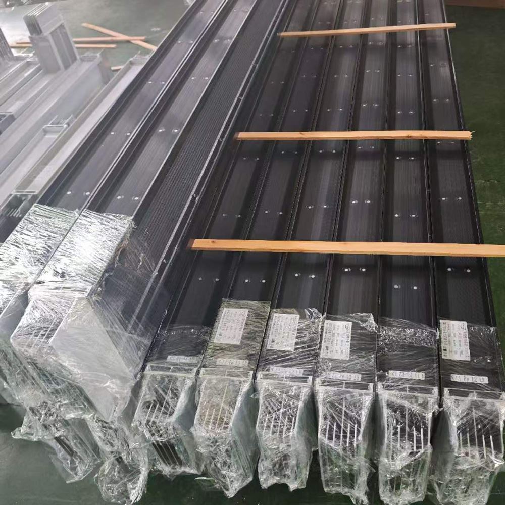 Modular Data Busway